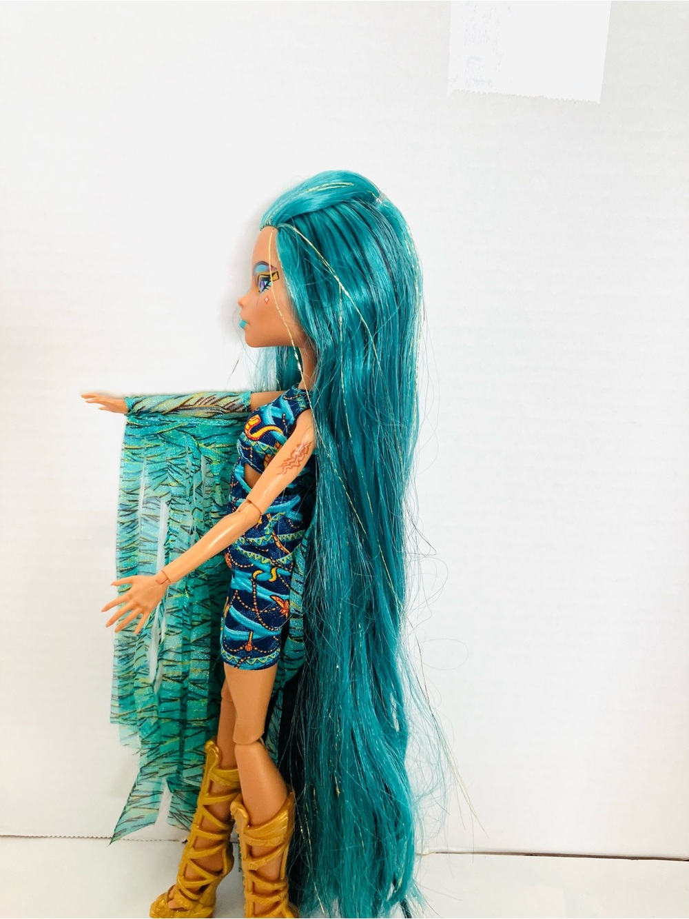Monster High Nefera Mummy Majesty Fashion Doll No Accessories - Picture 7 of 10